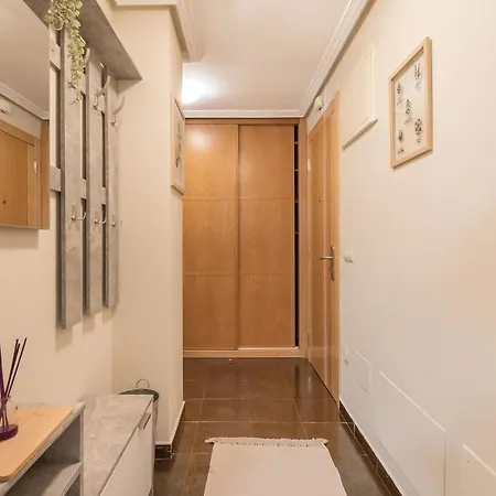 아파트 Santiago Lopez -wifi-plaza De Garaje 프라비아